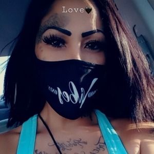 Meet your Posher, Amelia